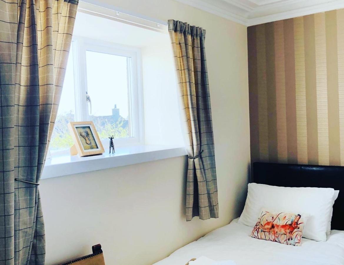 The Aberdeen Arms Hotel Tarves Kültér fotó